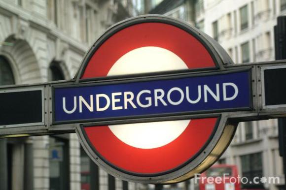 31_34_26---London-Underground-Sign_web