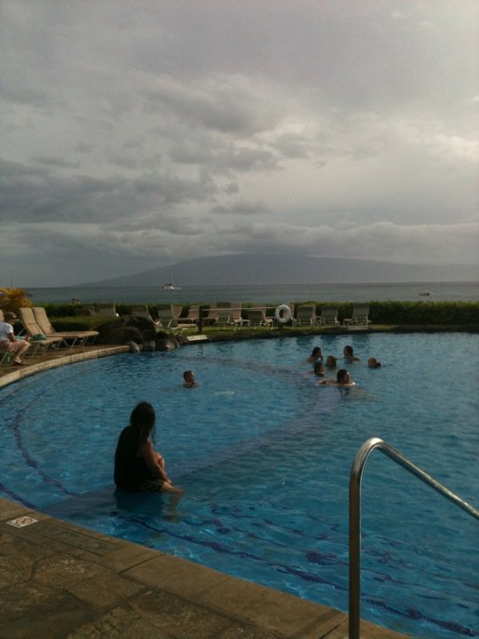 God Bless Maui 252550_10150226977407937_631632936_7158266_2776527_n