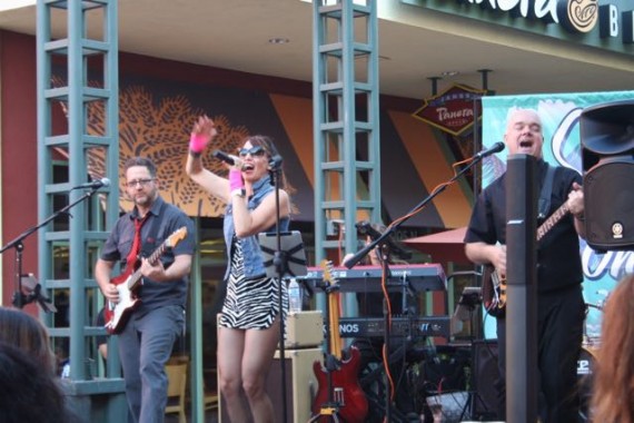 outdoor concerts radio rebels band 80's covers