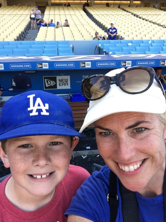 mom and kid at dodger stadium